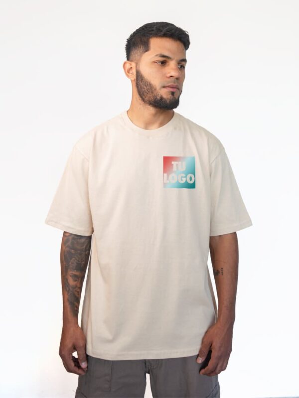 Remera Oversize con Estampa Posterior de hasta 30x50cm