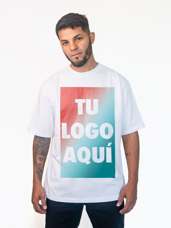 Remera Oversize con Estampa Frontal de hasta 30x50cm