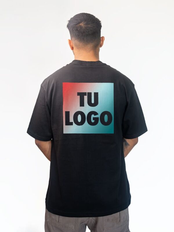 Remera Oversize con Estampa en Pecho y Espalda