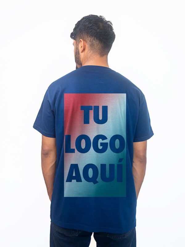 Remera con Estampa Posterior de hasta 30x50cm