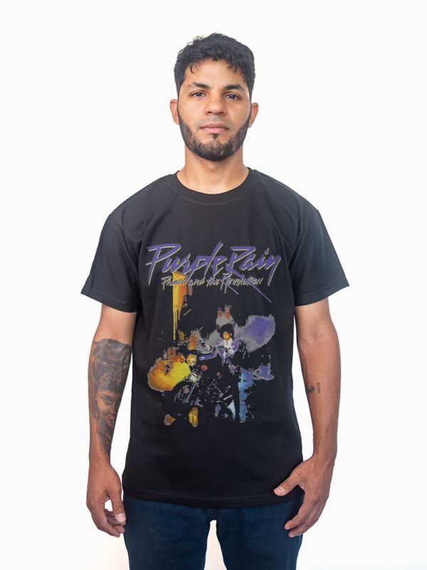 Remera negra con estampa de Banda Prince And The Revolution