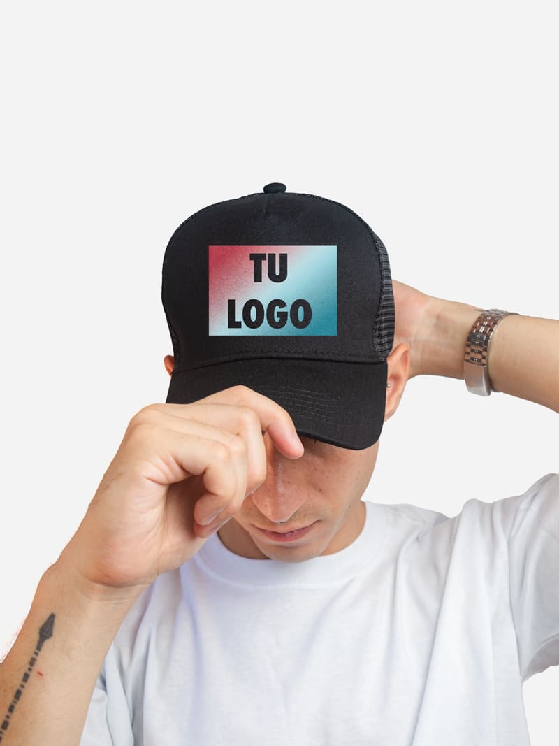 Gorra-trucker-negra-de-gabardina-personalizada Gorra trucker de gabardina premium negra personalizada con tu logo