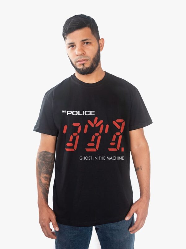 Remera negra con estampa de Banda The Police del album Ghost in the Machine