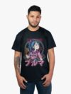 Remera negra con estampa de Bulma de dragon ball