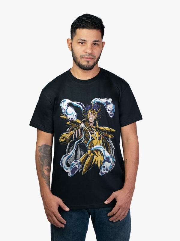 Remera negra con estampa de Cancer de Los Caballeros del Zodiaco