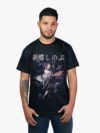 Remera negra con estampa de Shinobu de Kimetsu No Yaiba Demon Slayer