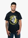 Remera negra con estampa de Goku Saiyan School de anime Dragon Ball