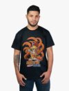 Remera negra con estampa de Naruto de Naruto