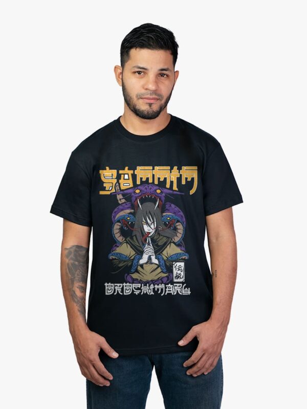 remera-orochimaru-de-anime-naruto Remera negra con estampa de Orochimaru de Naruto