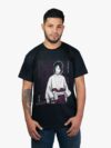 Remera negra con estampa de Sasuke de Naruto