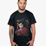 Remera negra con estampa de Vegeta de anime Dragon Ball