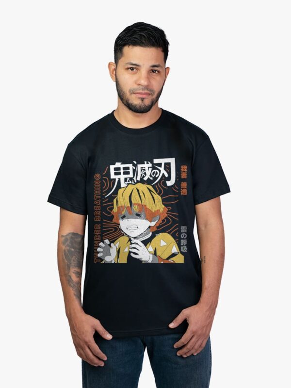 Remera con estampa de Zenitsu de Kimetsu No Yaiba Demon Slayer