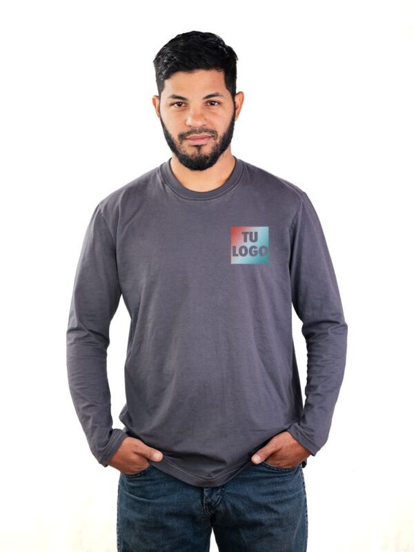Remera manga larga Gris Topo personalizada con tu logo estampado en DTF